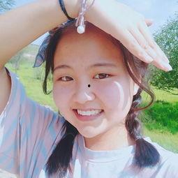 娱乐吃瓜群头像女,揭秘网红头像背后的女生故事